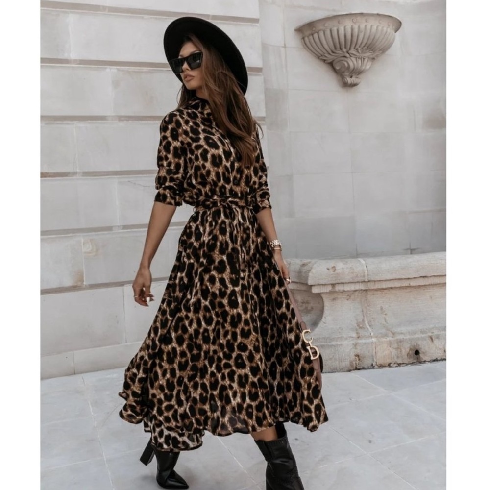 ✨CHEETAH PRINT MIDI DRESS✨